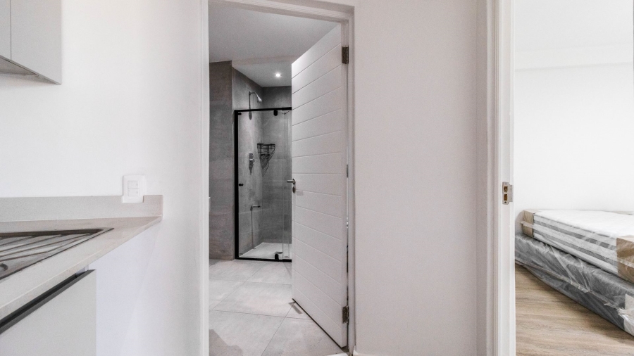 2 Bedroom Property for Sale in Claremont Western Cape